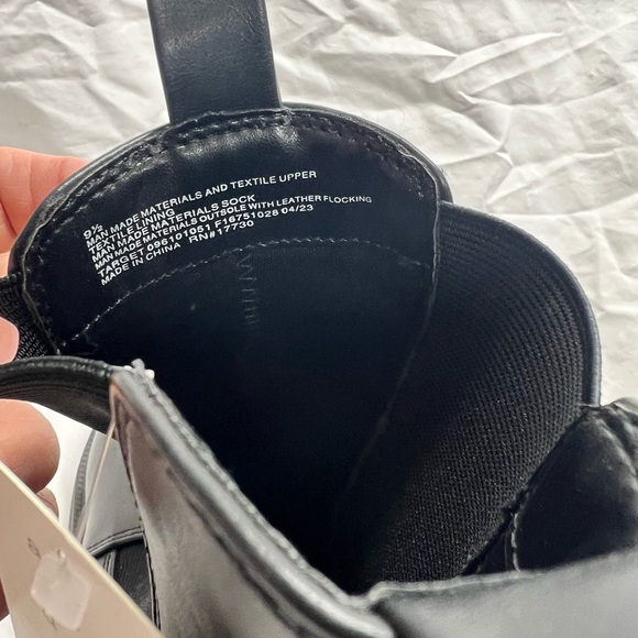 Boots - Picture 14 of 15